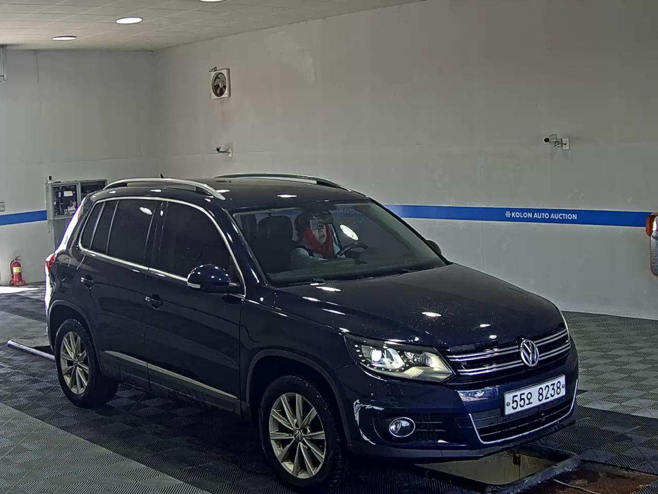فولكس فاجن تيجوان 2.0 TDI Bluemotion Comfort 2013