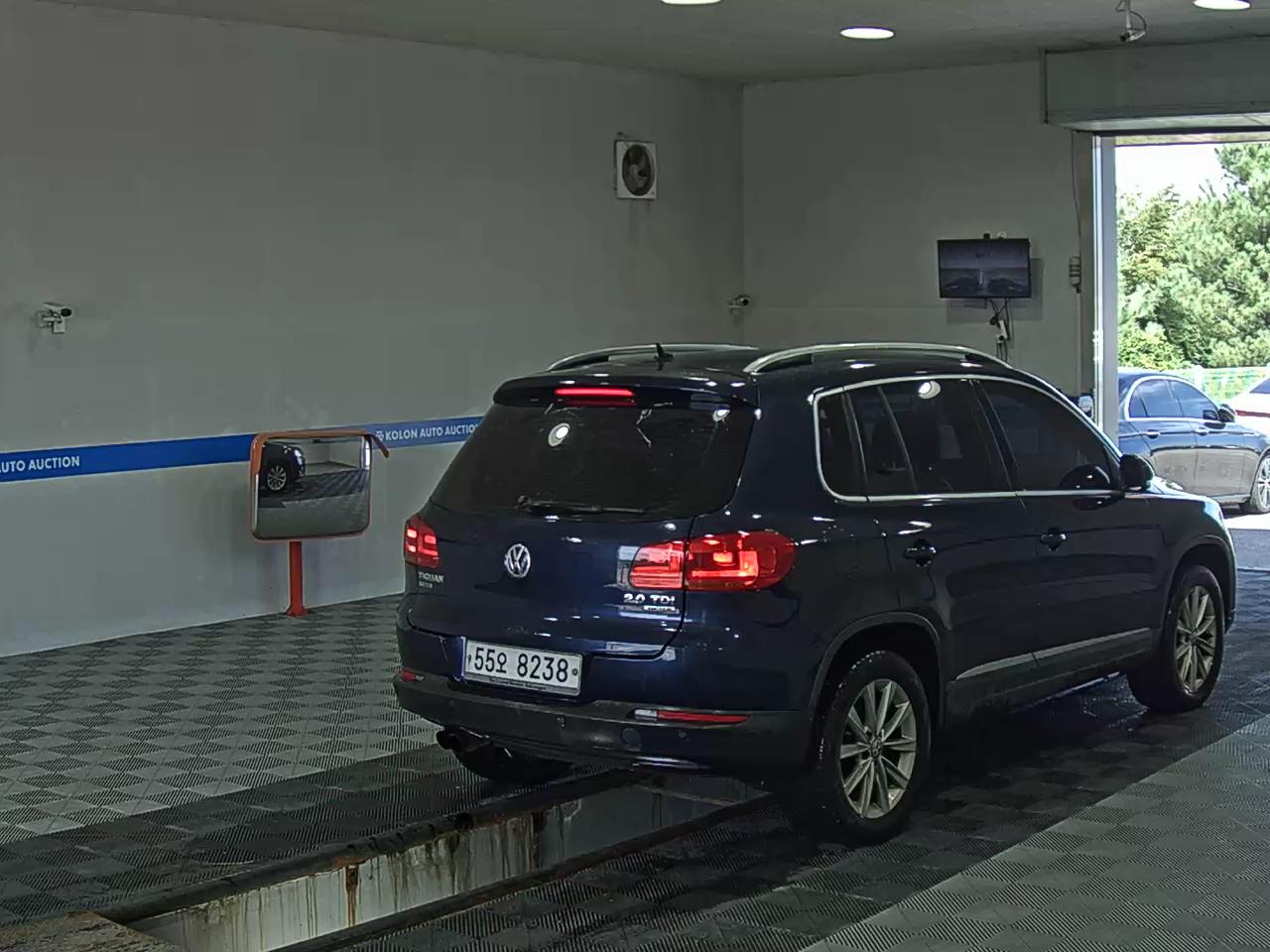 فولكس فاجن تيجوان 2.0 TDI Bluemotion Comfort 2013
