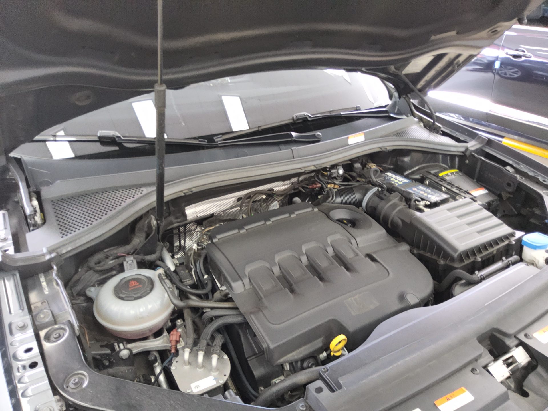فولكس فاجن تيجوان (2Nd Gen) 2.0 TDI بريميوم 2020 بريميوم