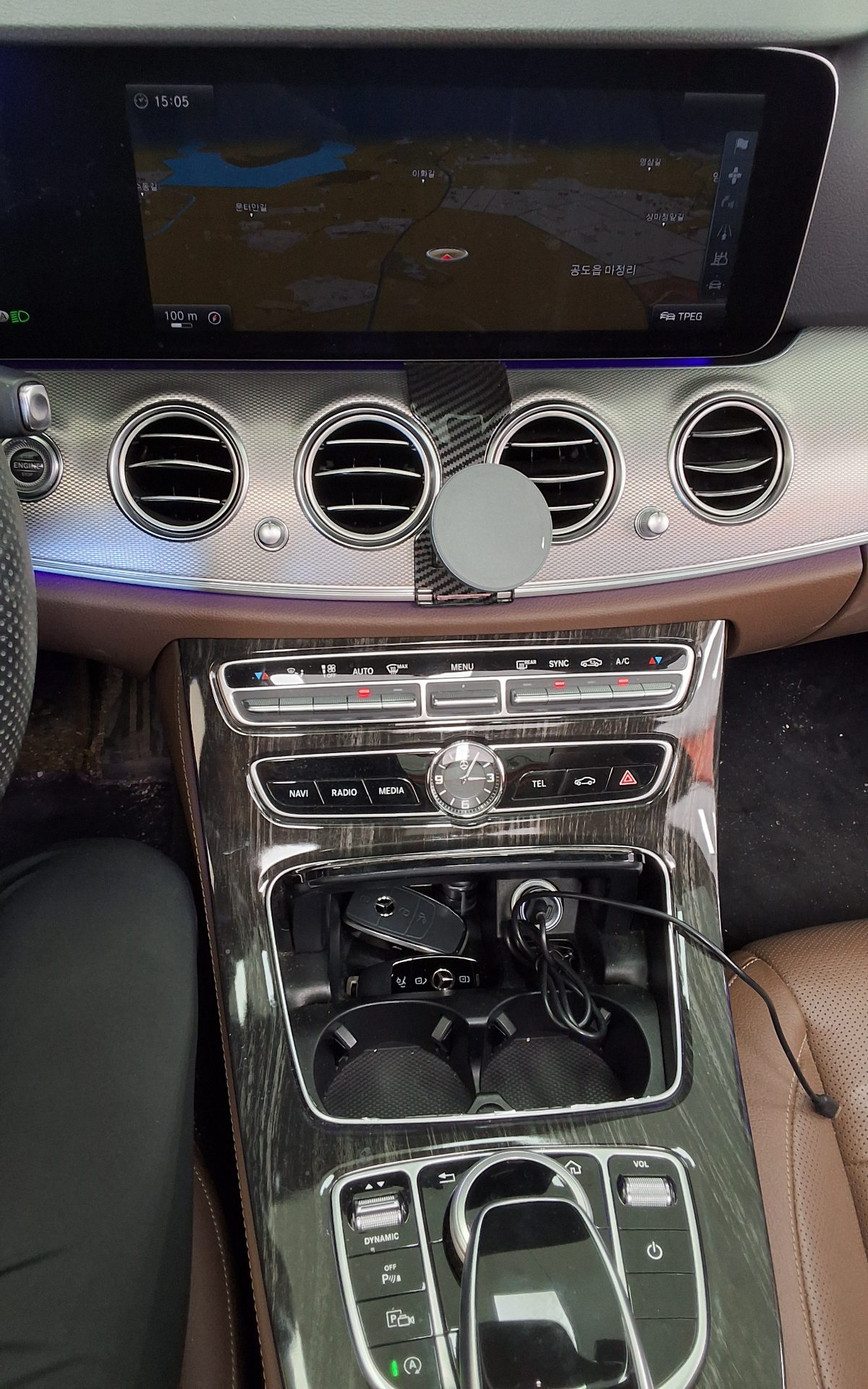 مرسيدس بنز E Class (5Th Gen) E300 Avantgarde Night Pack 2017 E300