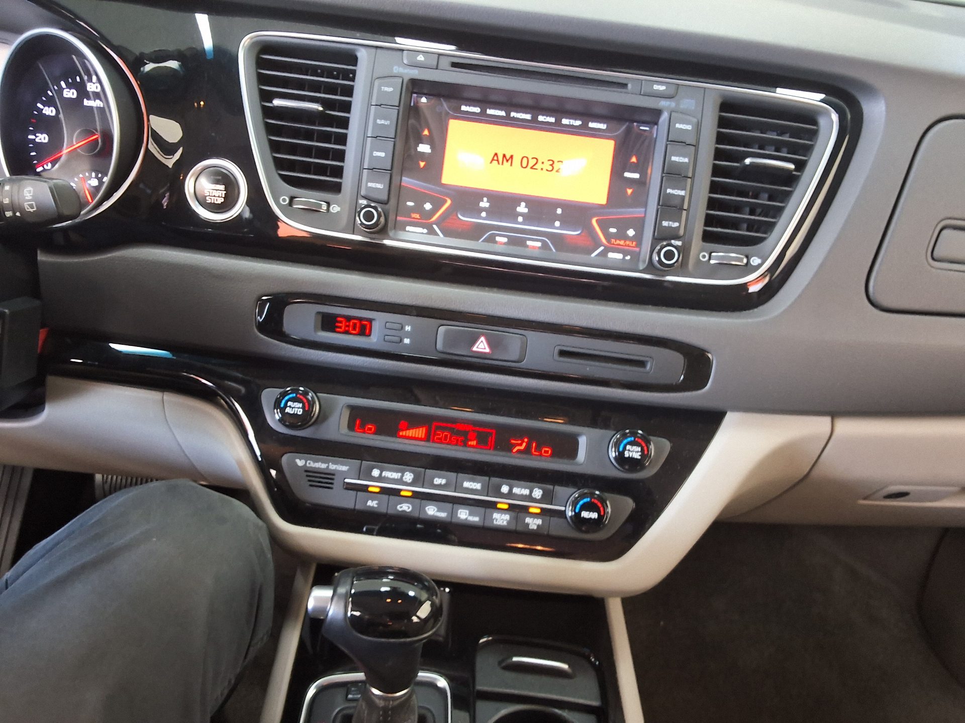 كيا كرنفال 2015 PRESTIGE