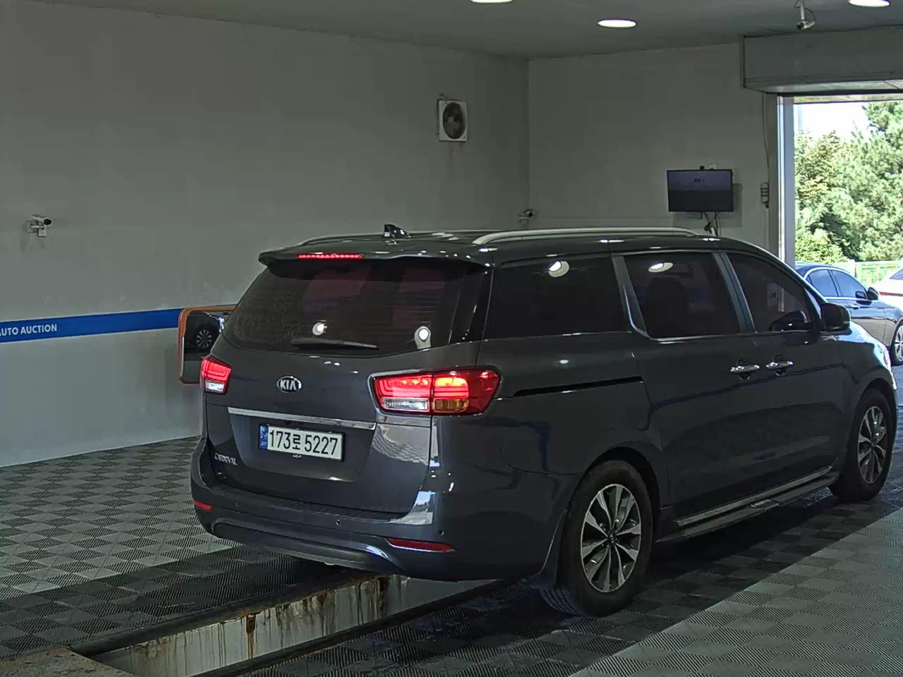 كيا كرنفال 2015 PRESTIGE