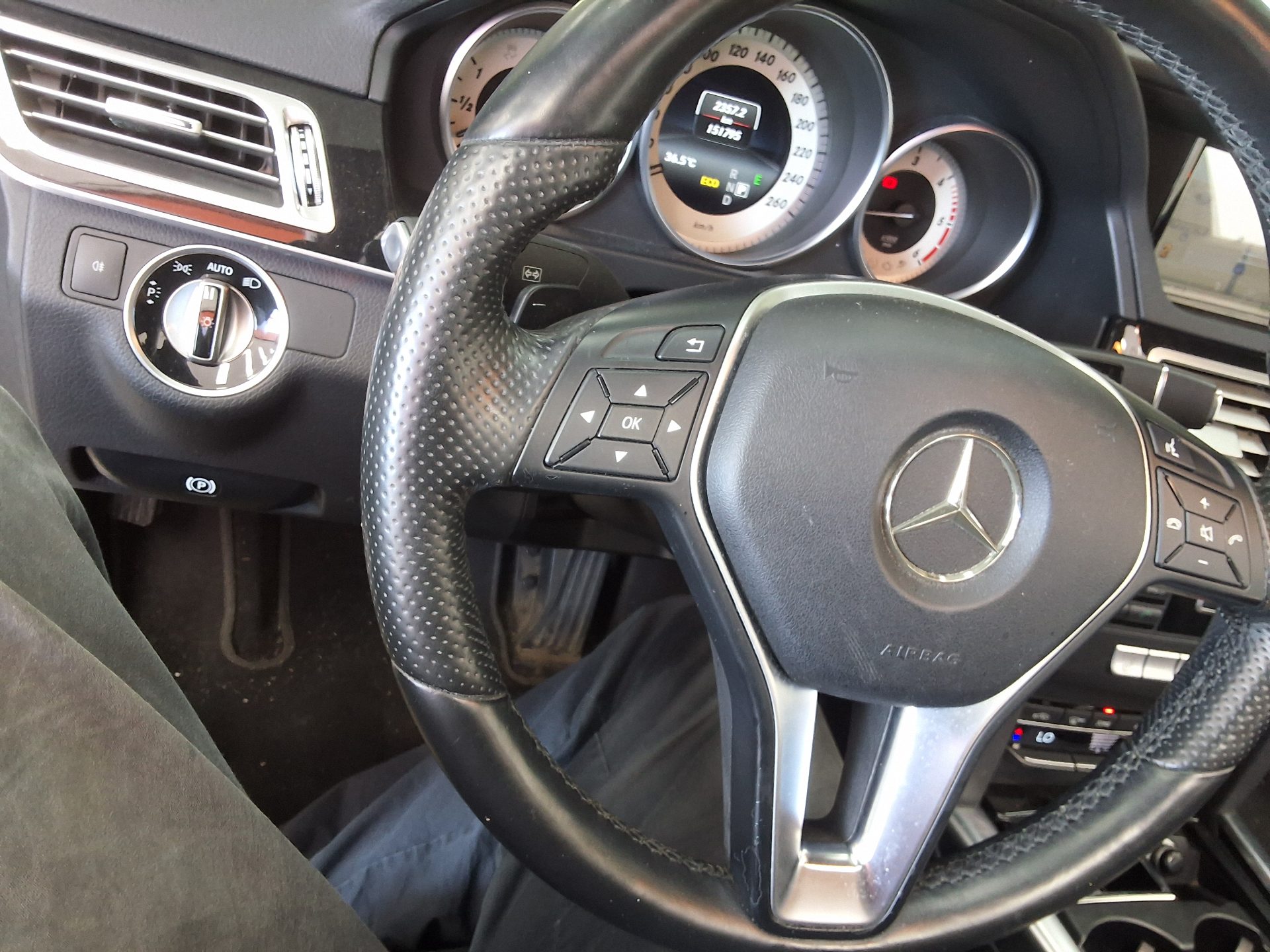 مرسيدس بنز E Class (4Th Gen) E220 Cdi Bluetec Avantgarde 2015 E220