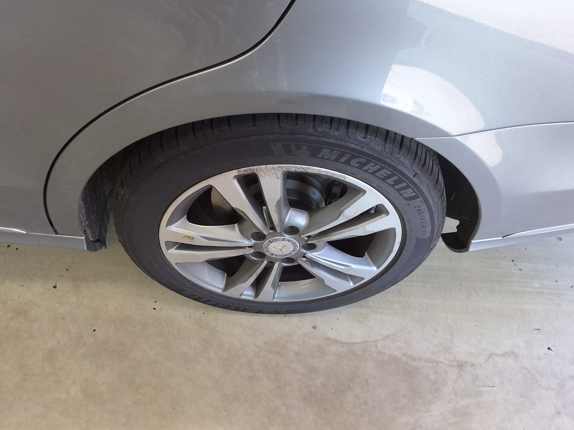 مرسيدس بنز E Class (4Th Gen) E220 Cdi Bluetec Avantgarde 2015 E220