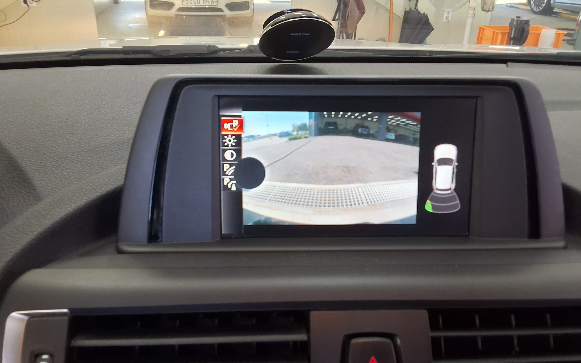 بي إم دبليو 1 Series (2Nd Gen) 5 أبواب 118D Joy 2016 118d