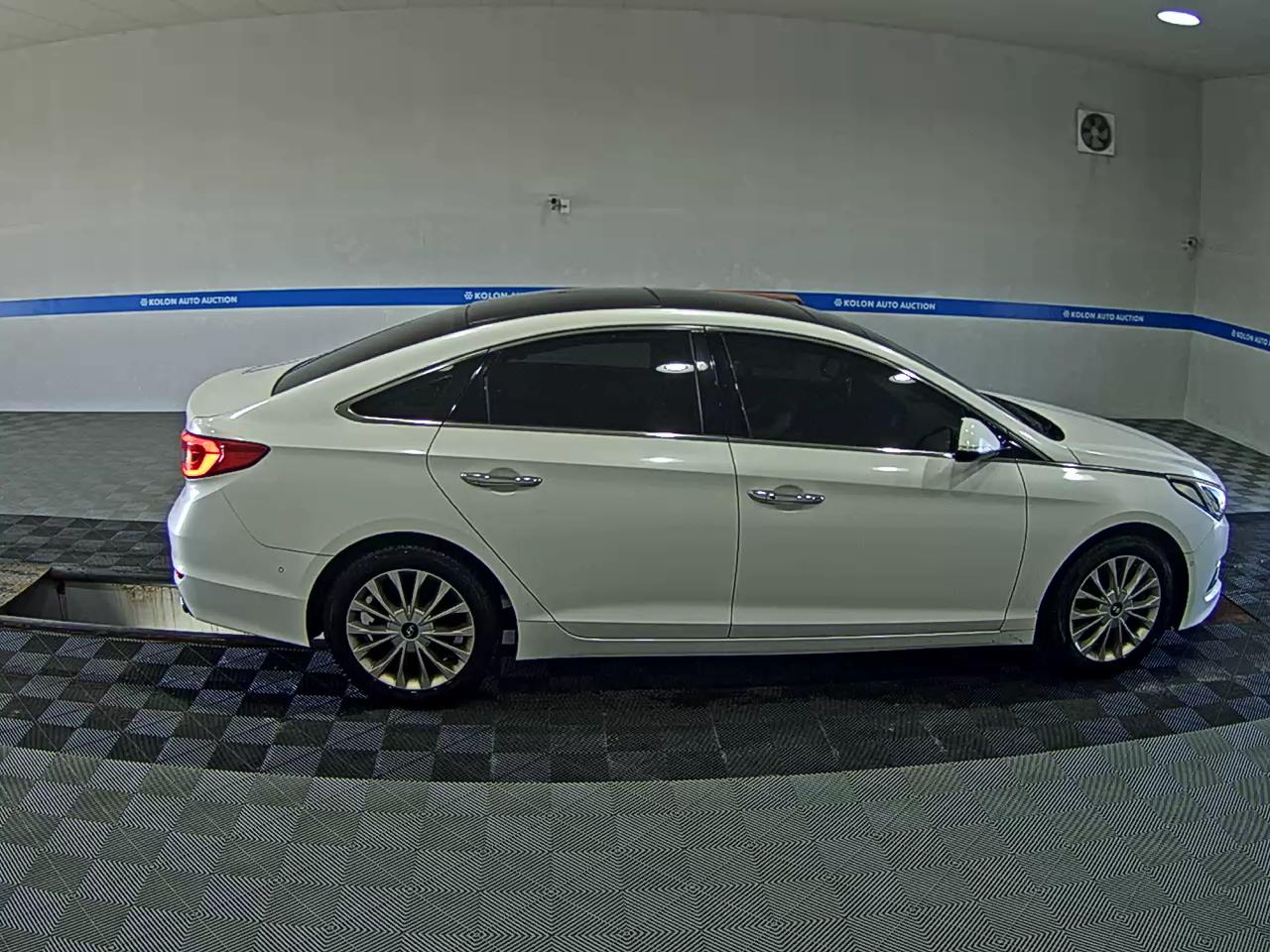 هيونداي سوناتا 2015 MODERN