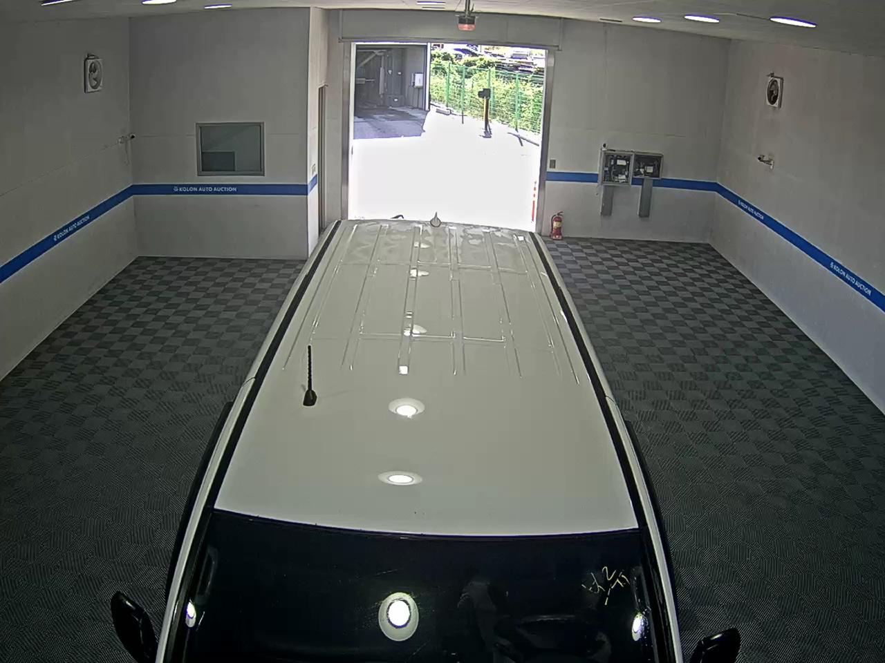 هيونداي جراند ستاركس 3 Seater ديزل فان Cvx ديلوكس 2015 VAN