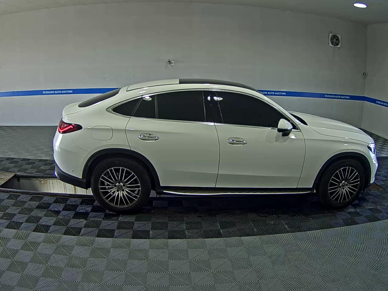 مرسيدس بنز جي إل سي Class (2Nd Gen) جي إل سي 300 فورماتيك كوبيه Avantgarde 2025 4MATIC