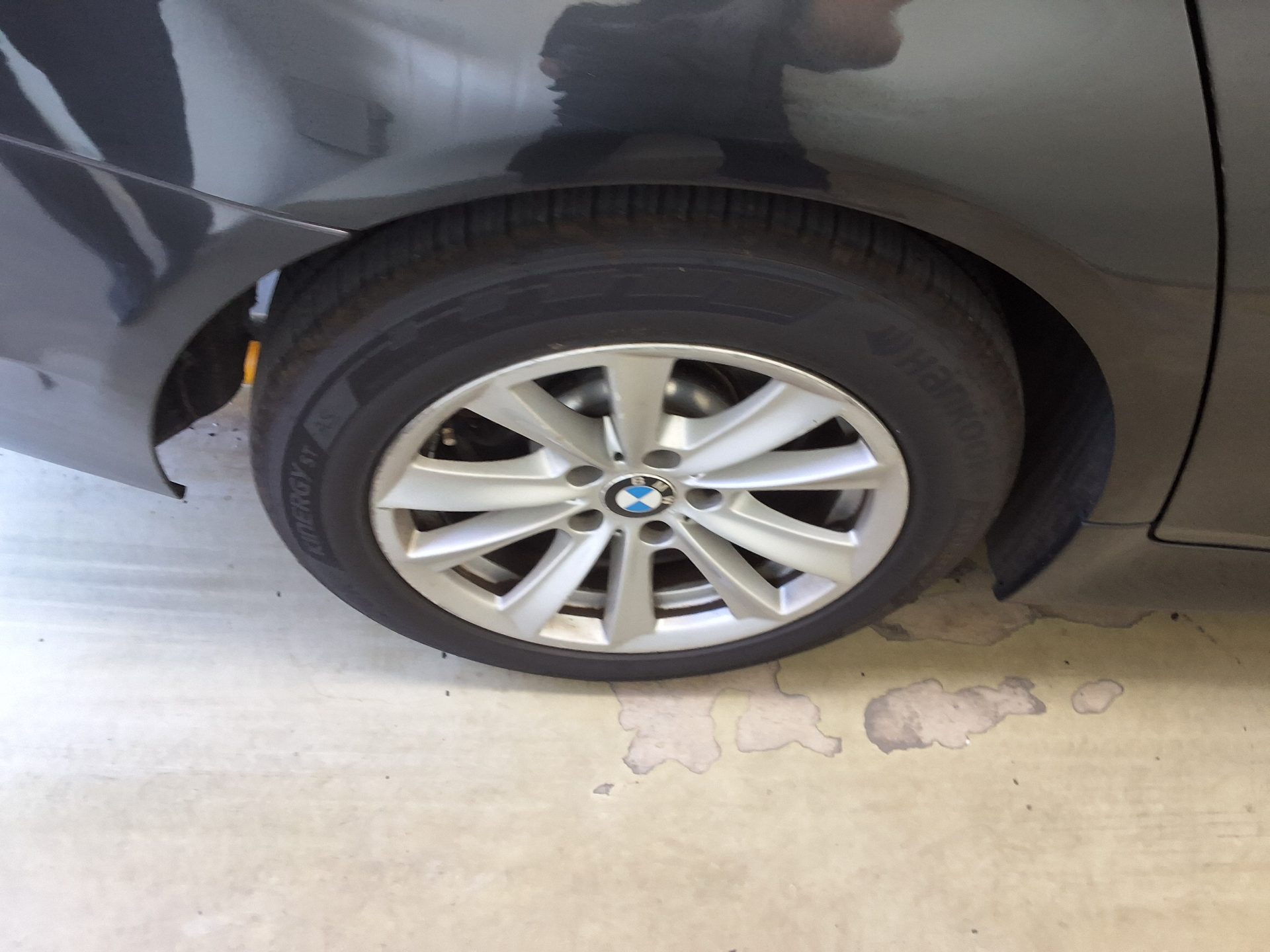 بي إم دبليو 5 Series (6Th Gen) 520D 2013 520d