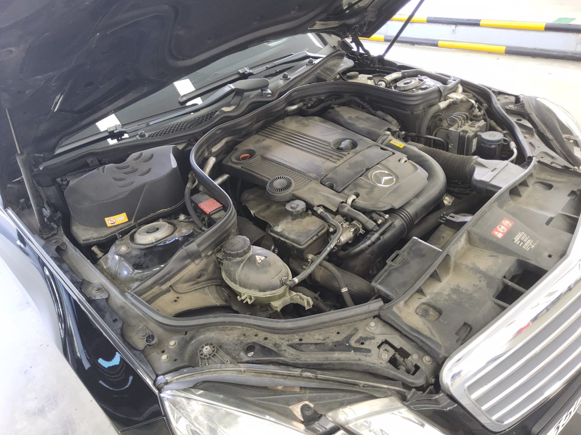 مرسيدس بنز E Class (4Th Gen) E200 Cgi Blueefficiency 2013 E200