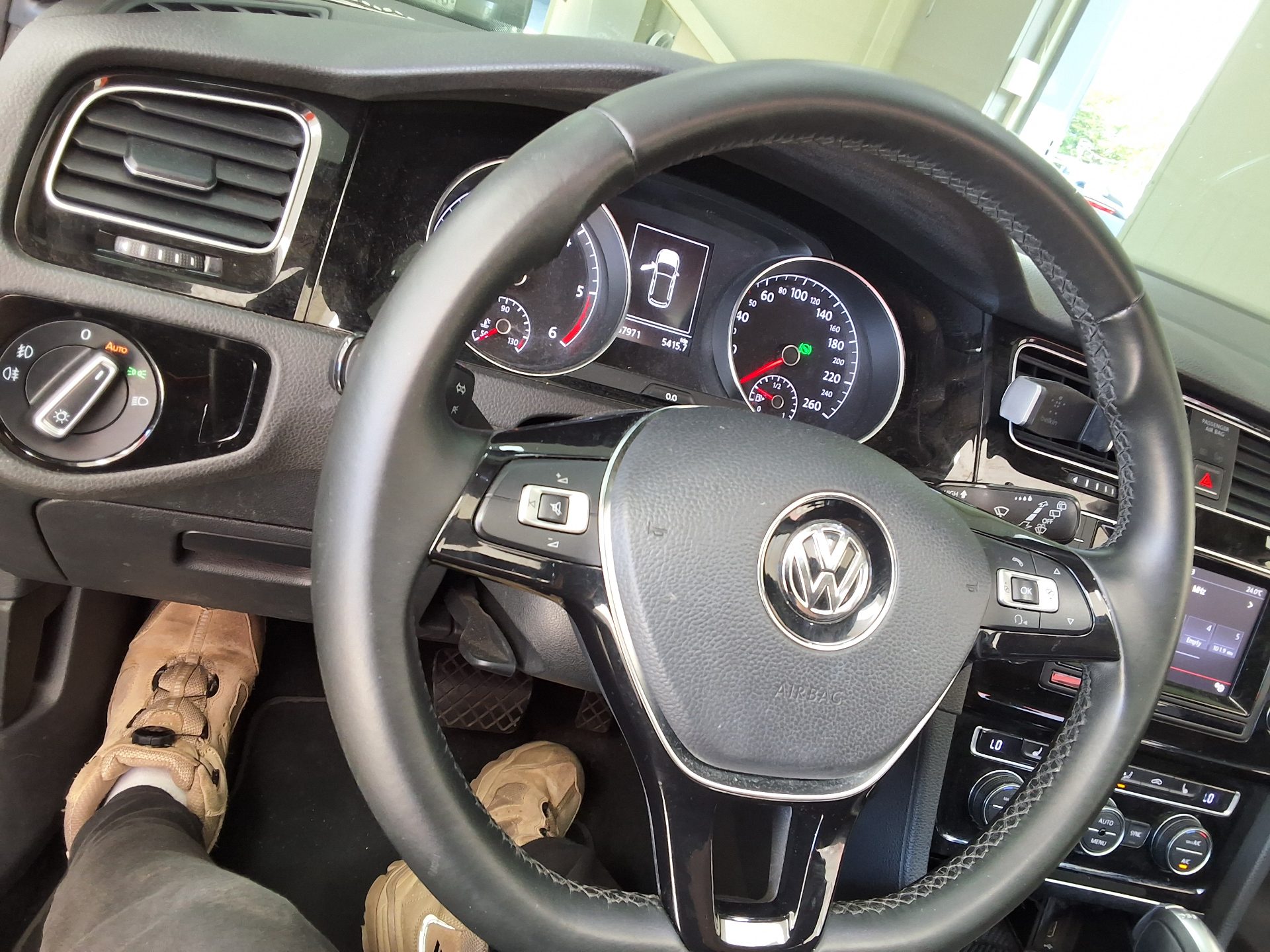 فولكس فاجن جولف (7Th Gen) 2.0 TDI 2015