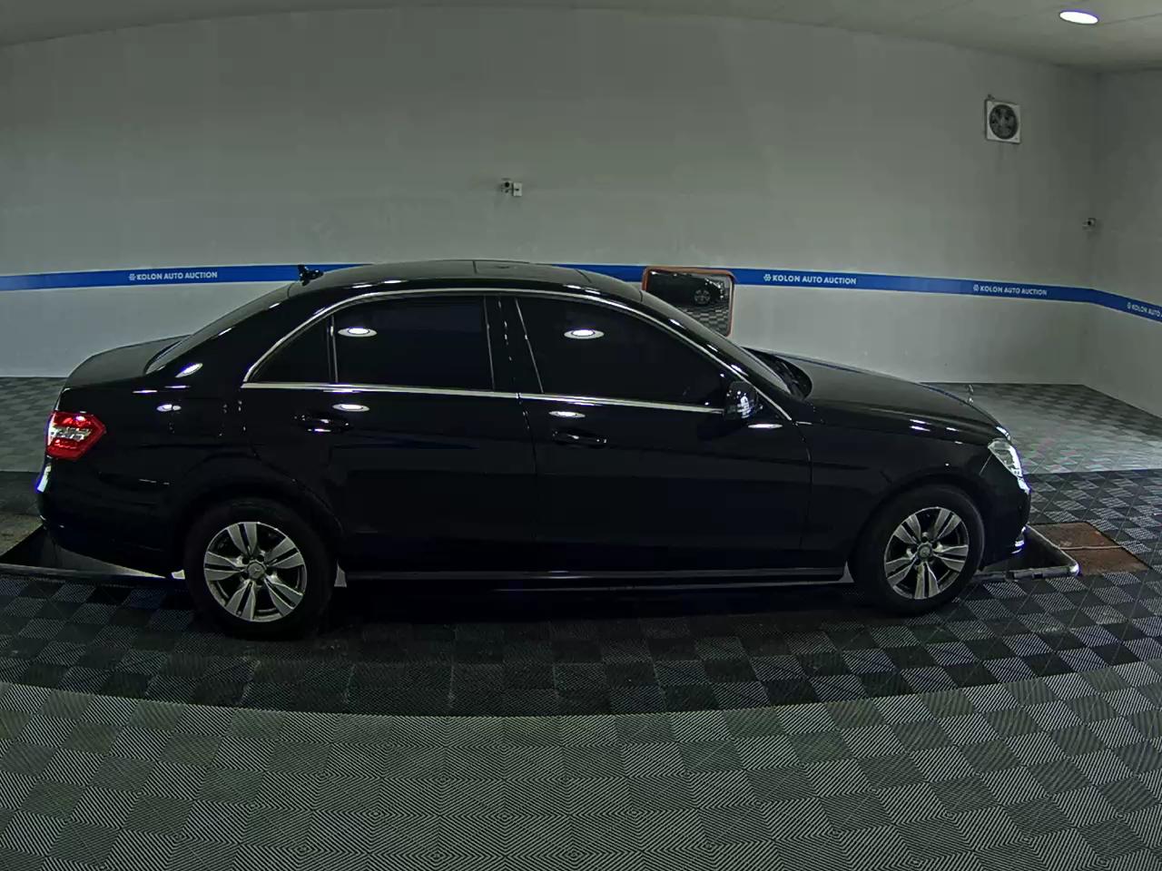 مرسيدس بنز E Class (4Th Gen) E200 Cgi Blueefficiency 2013 E200