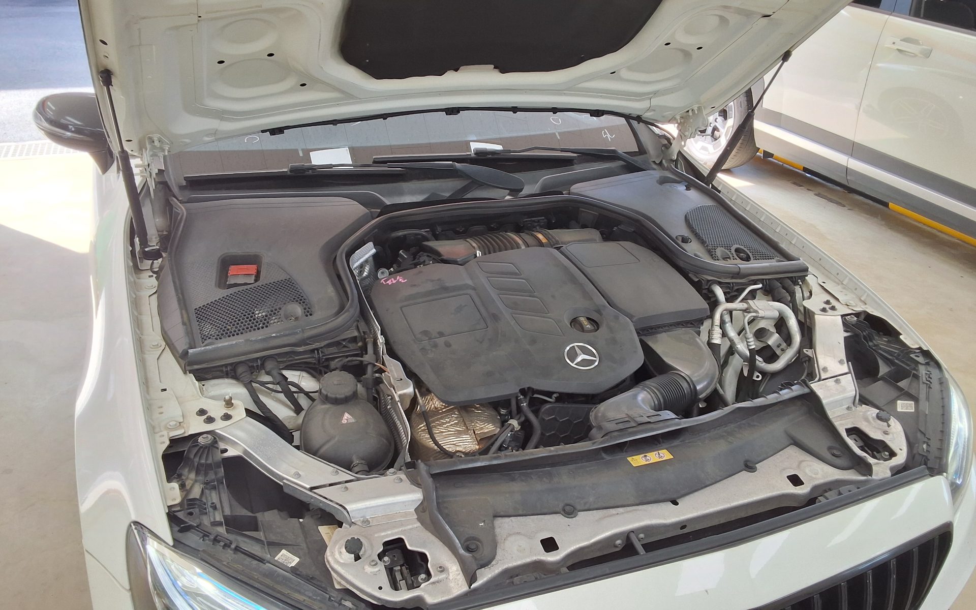 مرسيدس بنز E Class (5Th Gen) كوبيه E220D 2017 E220d