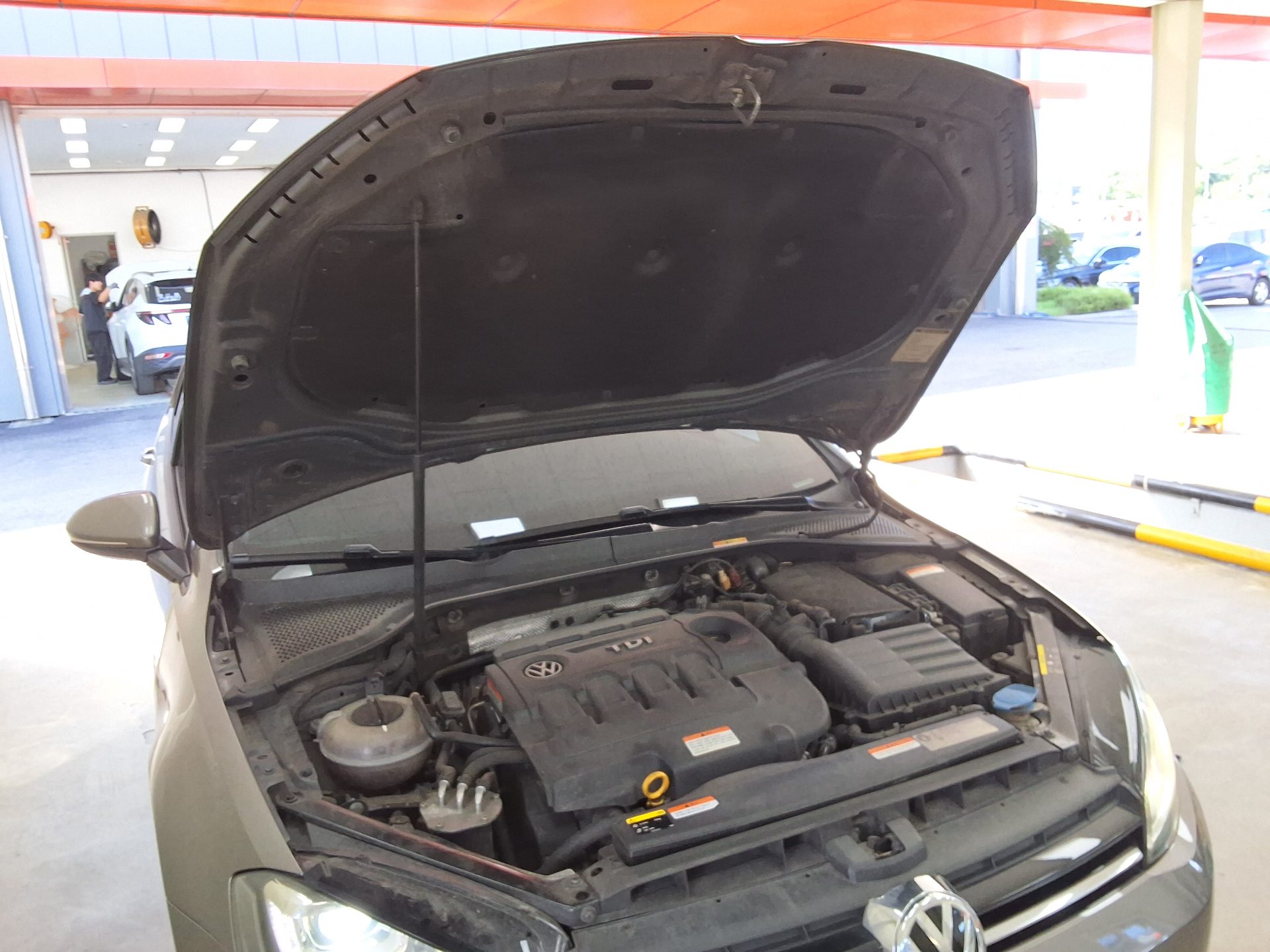 فولكس فاجن جولف (7Th Gen) 2.0 TDI 2015