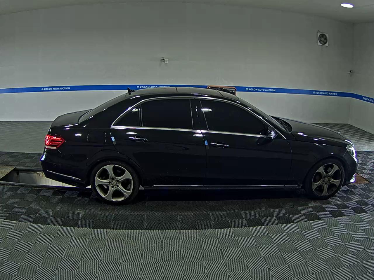 مرسيدس بنز E Class (4Th Gen) E400 فورماتيك Intelligent Drive 2016 4MATIC