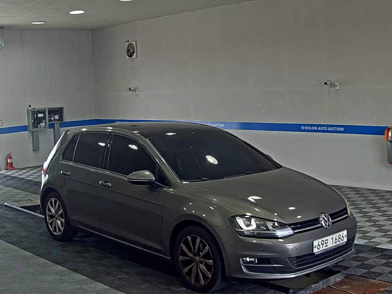 فولكس فاجن جولف (7Th Gen) 2.0 TDI 2015