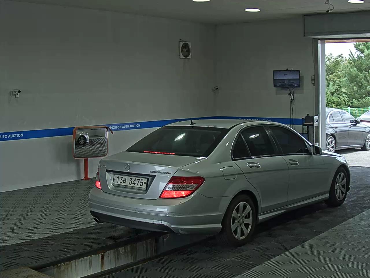 مرسيدس بنز C Class (3Rd Gen) C200K Elegance 2010 C200K