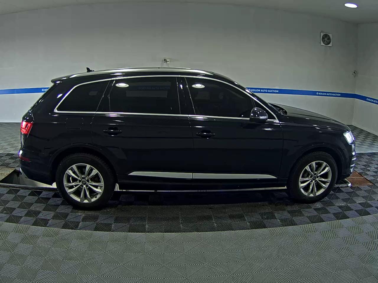أودي كيو 7 (2Nd Gen) 45 Tfsi كواترو 2019