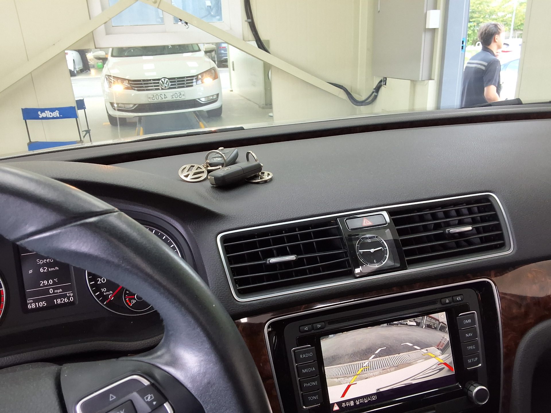 فولكس فاجن الجديد باسات (7Th Gen) 2.0 TDI 2012