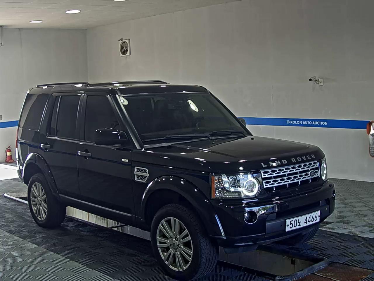 لاند روفر Rover Discovery 4 3.0 Sdv6 Se 2012 SE