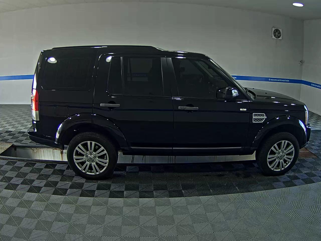 لاند روفر Rover Discovery 4 3.0 Sdv6 Se 2012 SE