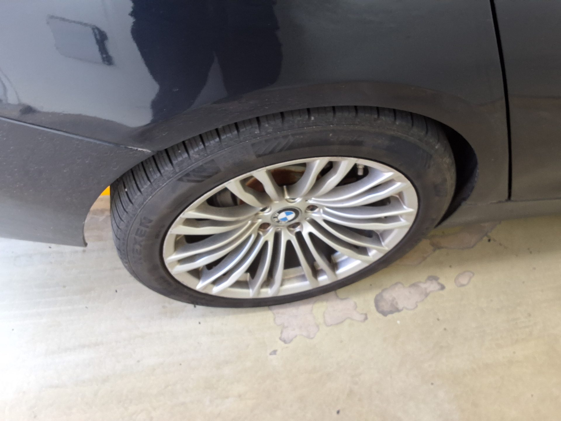 بي إم دبليو Gran Turismo (GT) 3 Series GT 320D إكس درايف 2014 GT GT