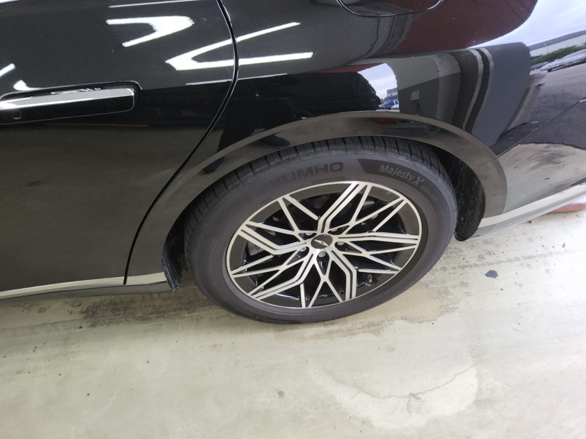 جينيسيس جينيسيس G90 2022 TURBO دفع رباعي BASE