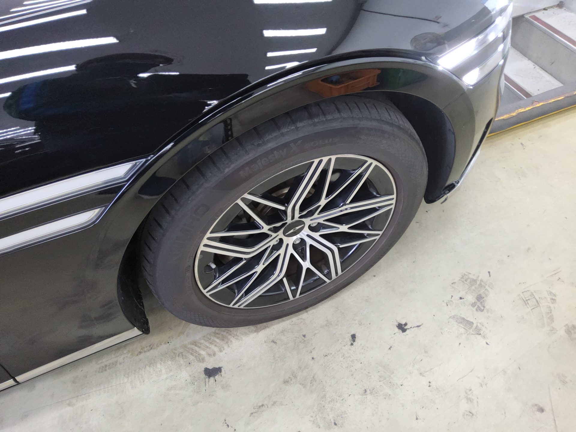 جينيسيس جينيسيس G90 2022 TURBO دفع رباعي BASE