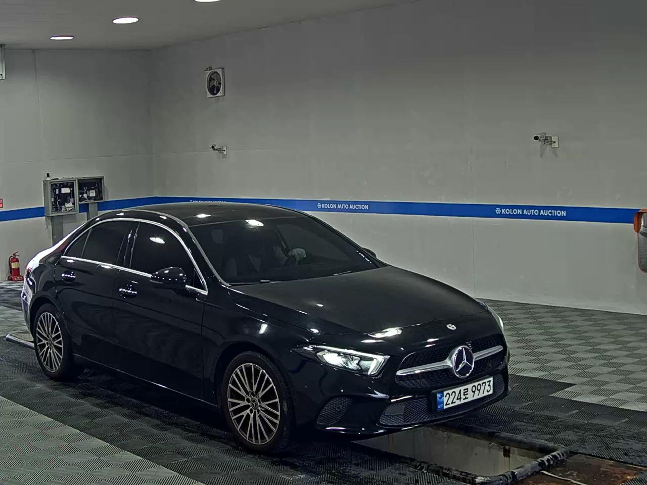مرسيدس بنز A Class (4Th Gen) A250 فورماتيك سيدان 2021 4MATIC