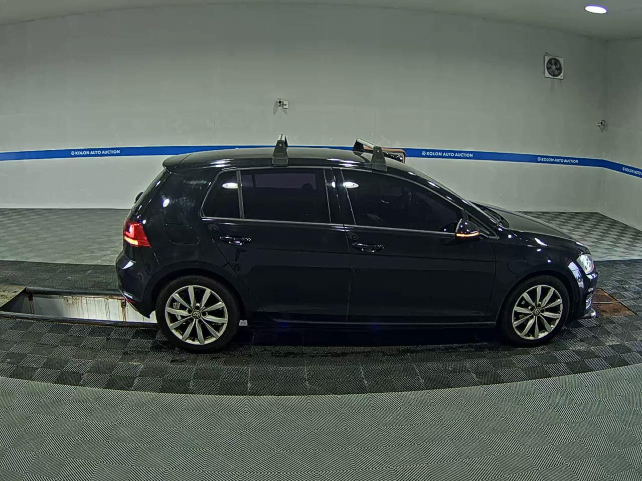فولكس فاجن جولف (7Th Gen) 1.6 TDI Bluemotion 2013