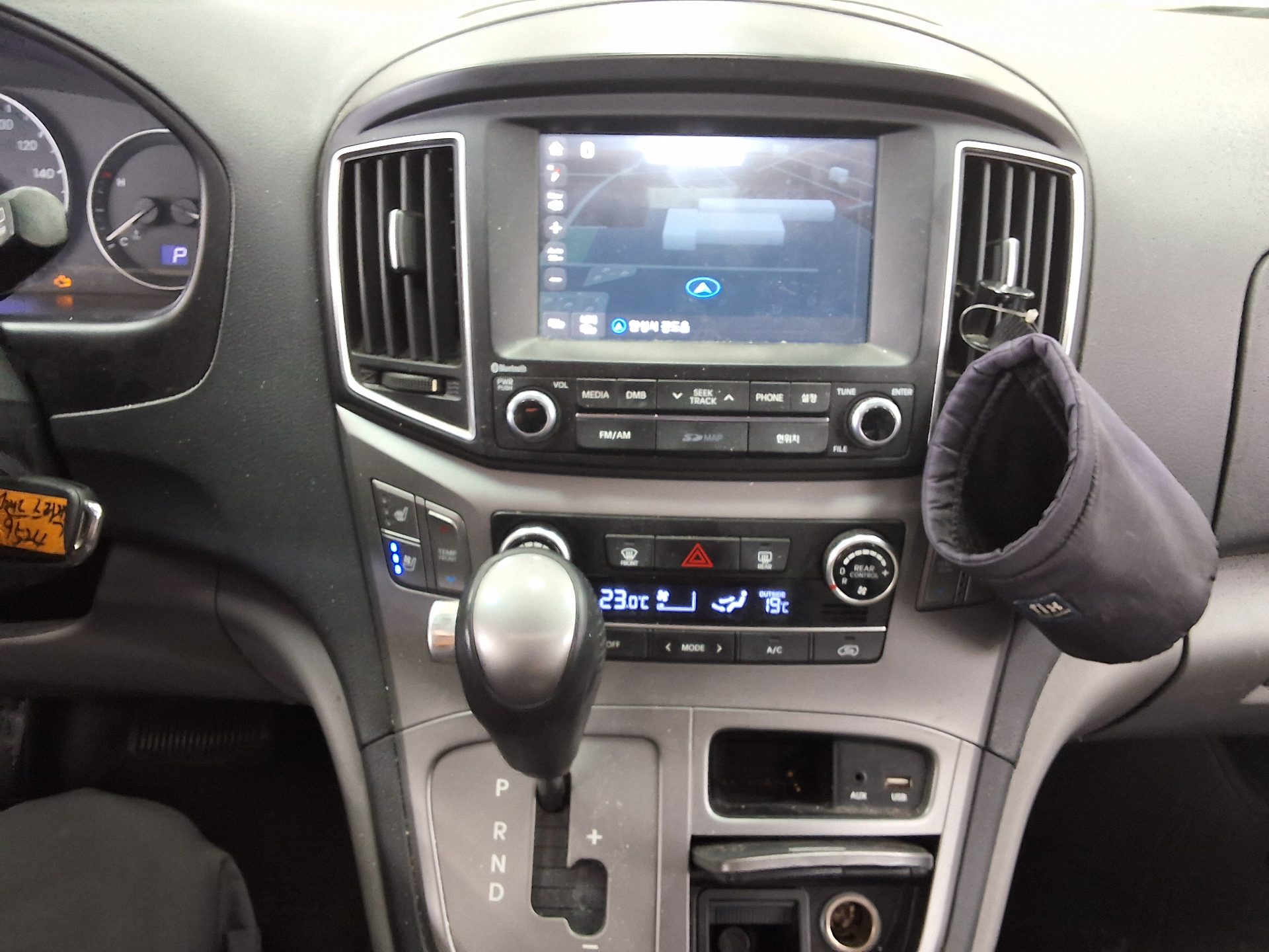 هيونداي جراند ستاركس 11 Seater ديزل مودرن سبيشل 2016 MODERN SPECIAL