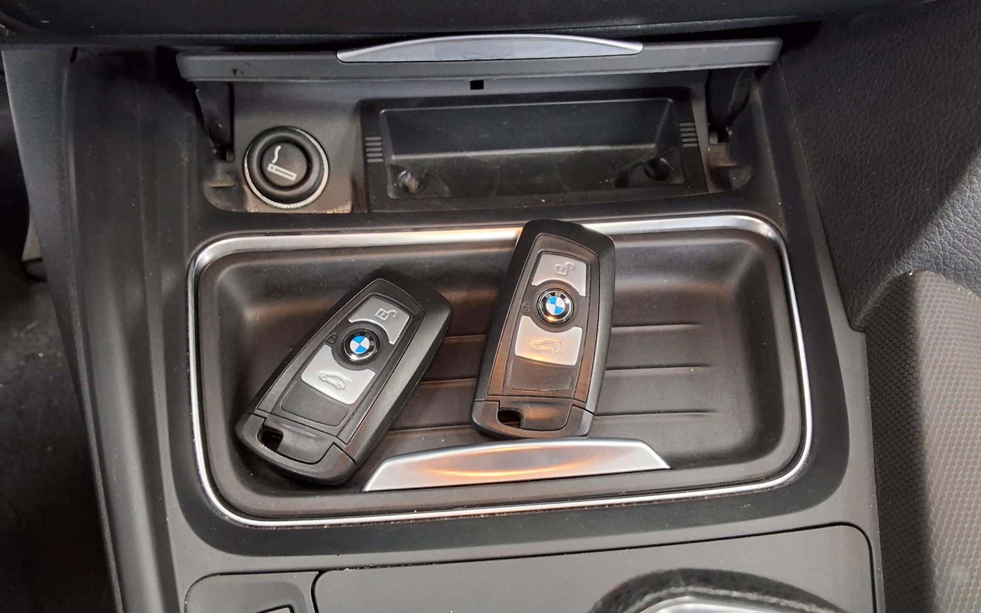 بي إم دبليو 3 Series (6Th Gen) 320I 2014 320i