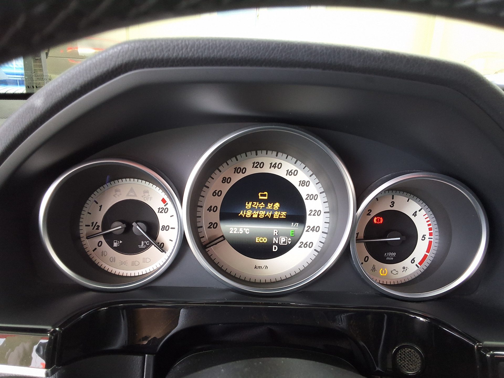 مرسيدس بنز E Class (4Th Gen) E220 Cdi Avantgarde 2014 E220