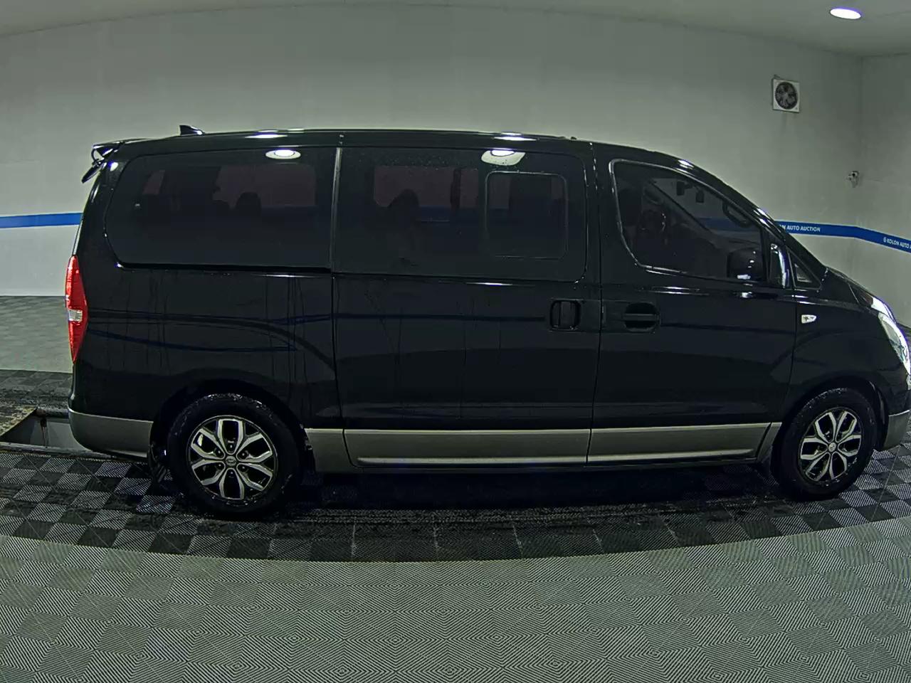 هيونداي جراند ستاركس 11 Seater ديزل مودرن سبيشل 2016 MODERN SPECIAL