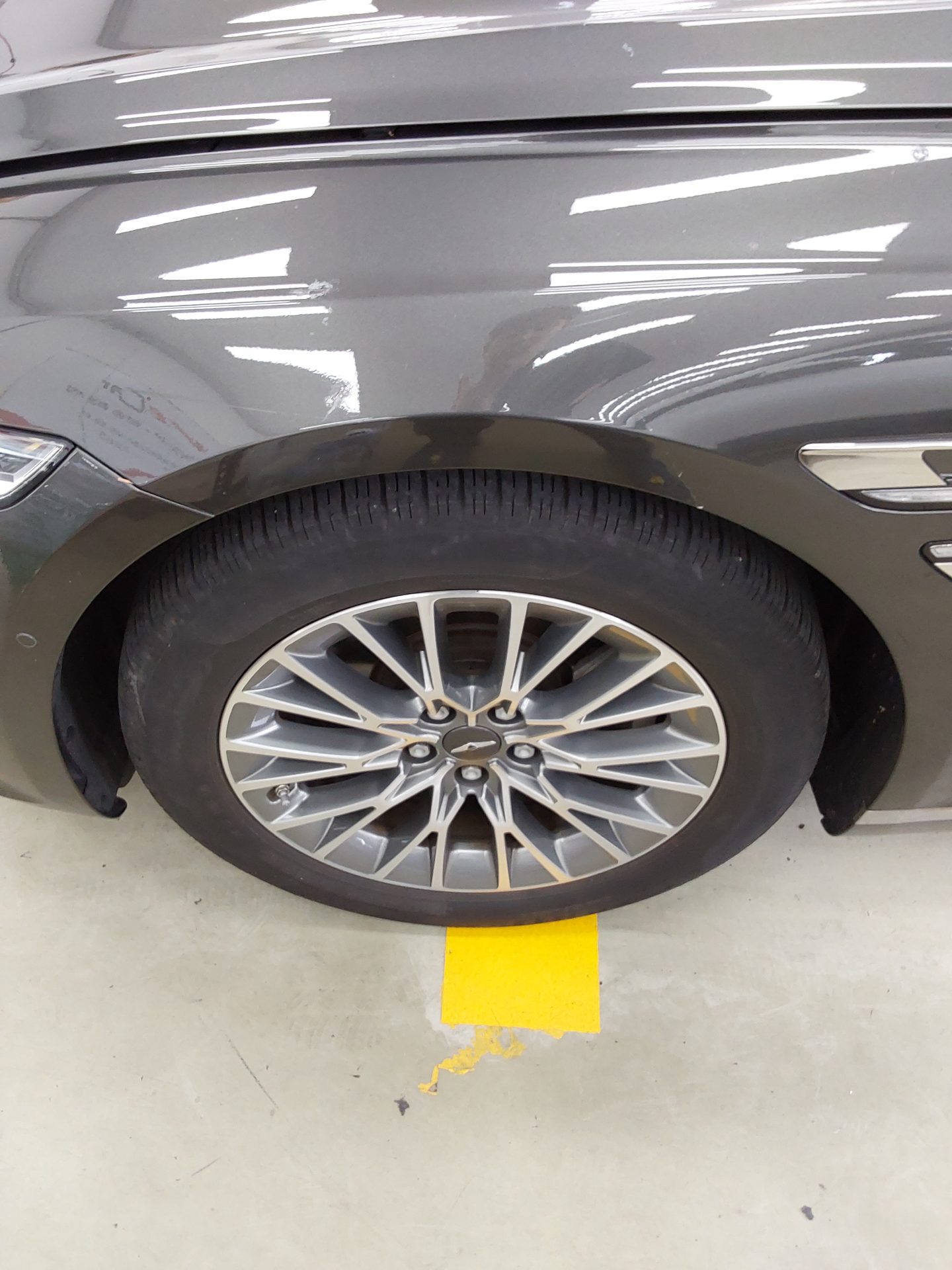 جينيسيس جينيسيس G80 2024 BASE