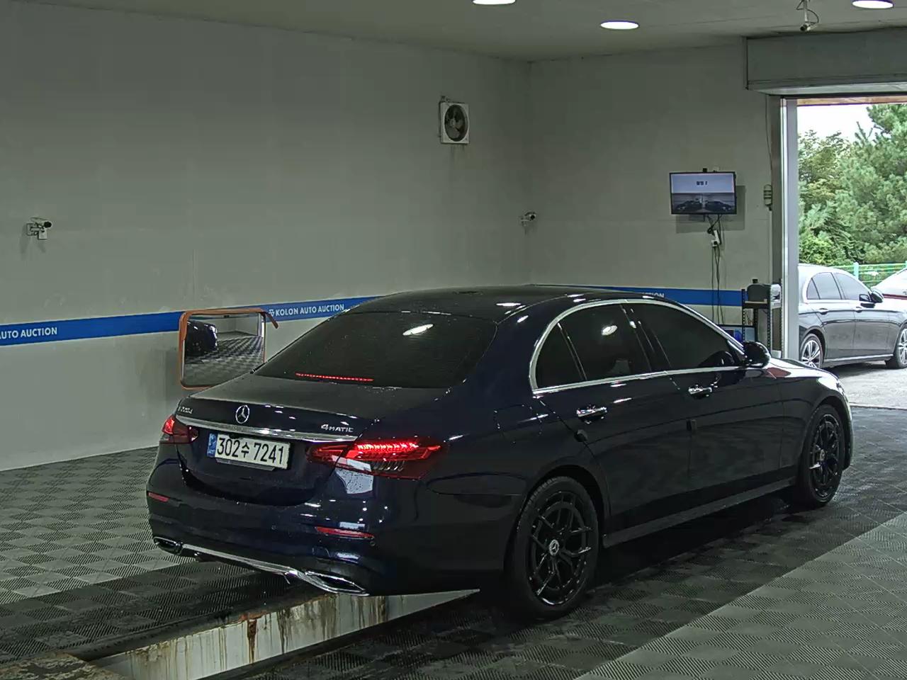 مرسيدس بنز E Class (5Th Gen) E220D فورماتيك AMG Line 2021 E220d 4MATIC LINE