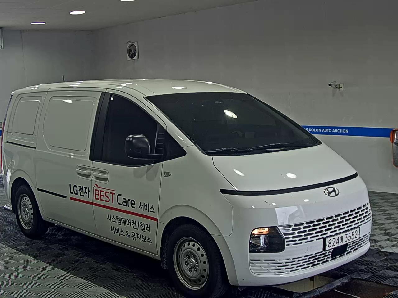هيونداي ستاريا 2022 SMART