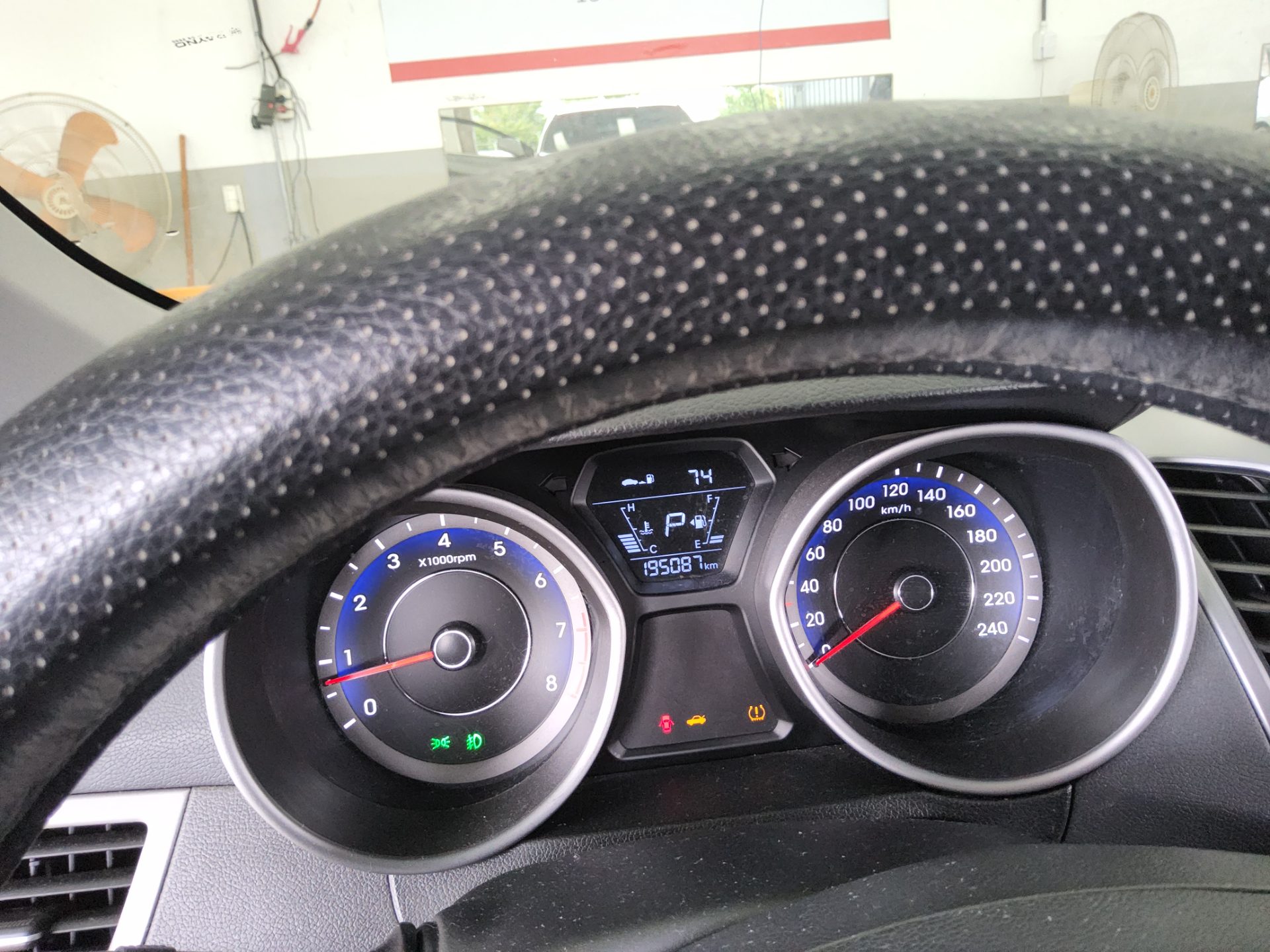 هيونداي أفانتي 2015 SMART