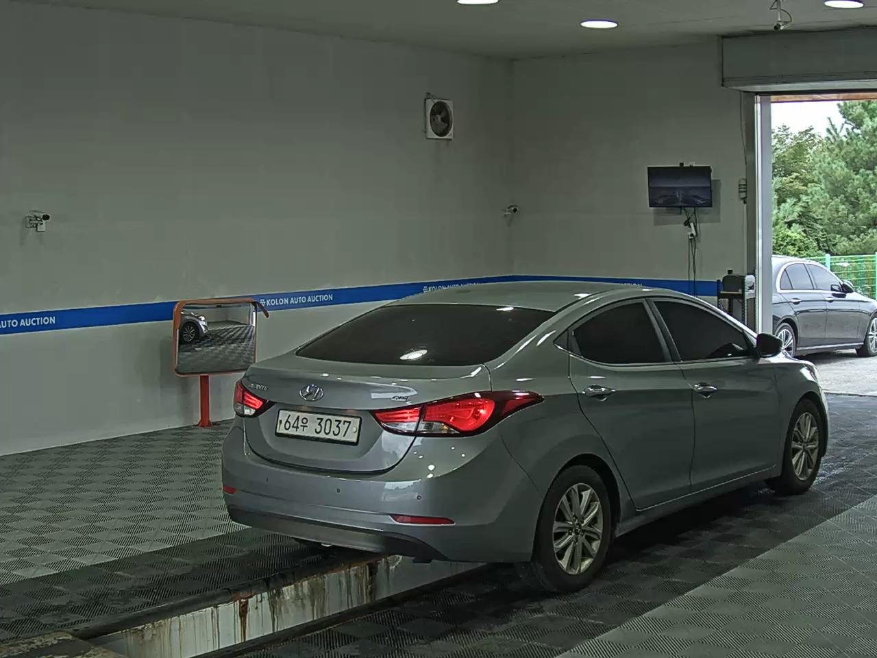 هيونداي أفانتي 2015 SMART