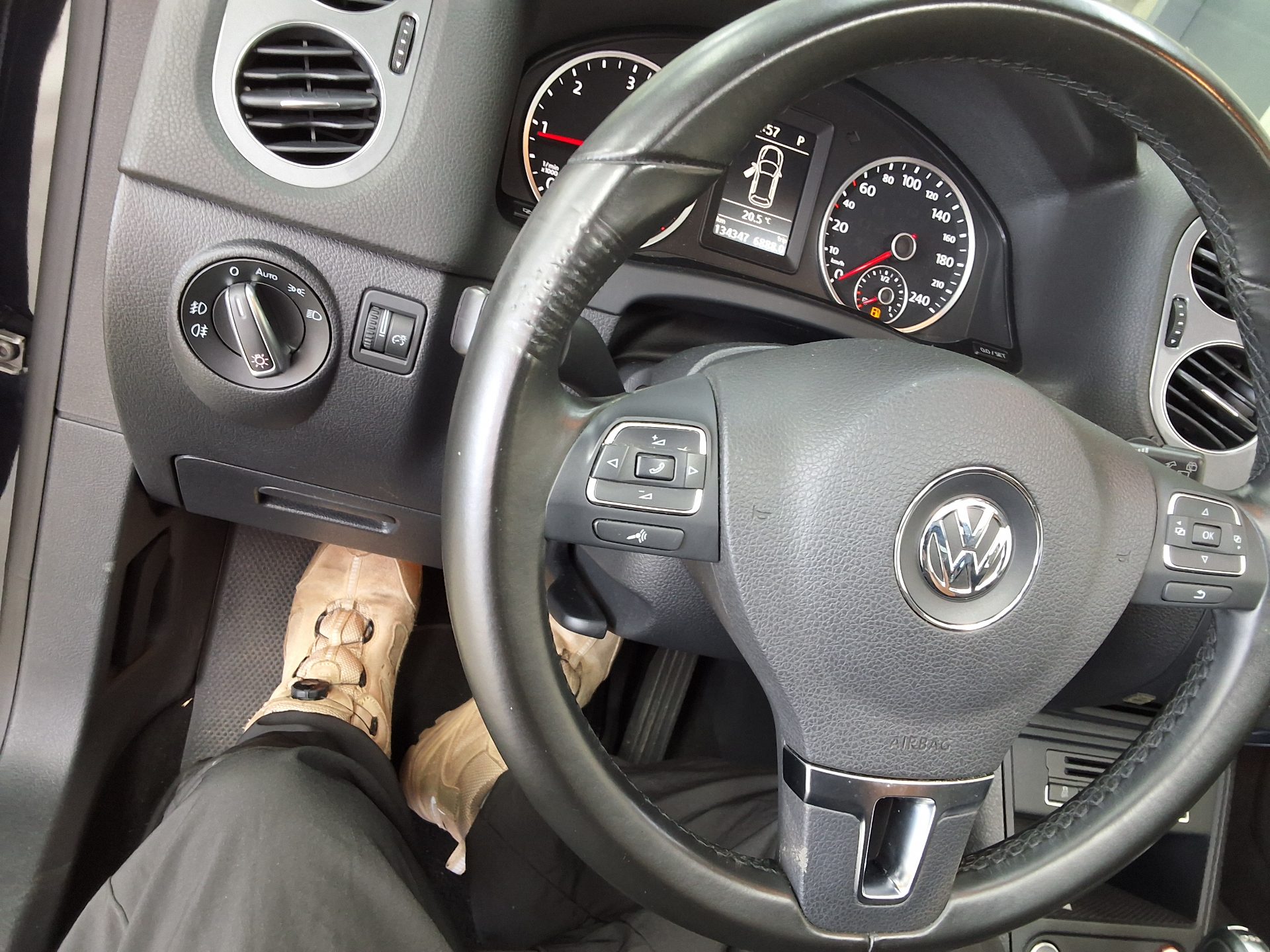 فولكس فاجن تيجوان 2.0 TDI Bluemotion بريميوم 2013 بريميوم