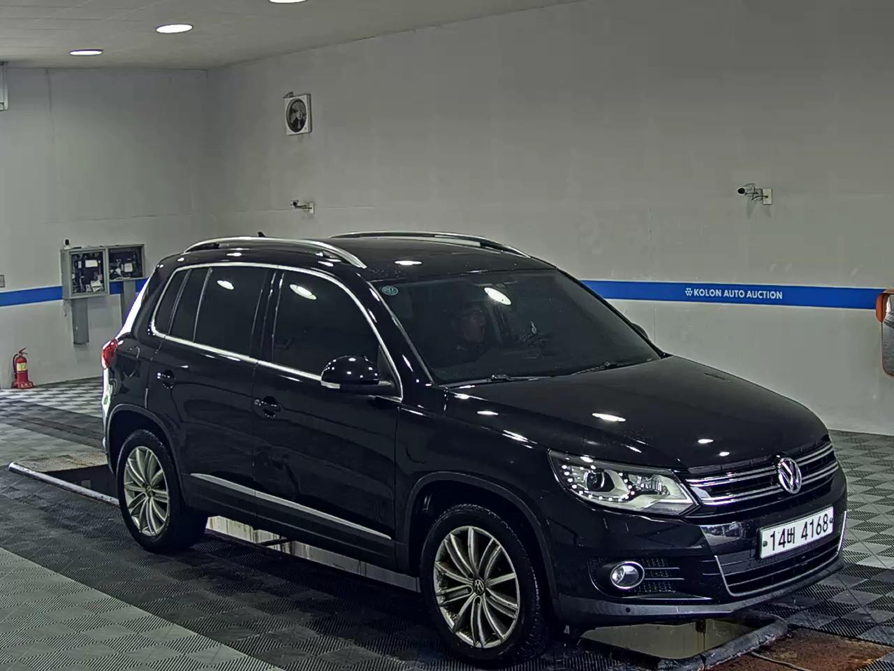 فولكس فاجن تيجوان 2.0 TDI Bluemotion بريميوم 2013 بريميوم