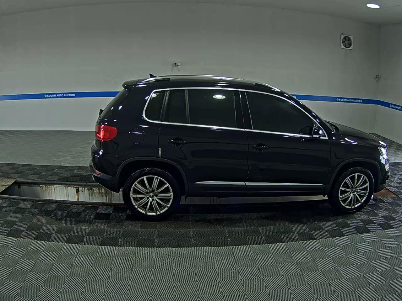 فولكس فاجن تيجوان 2.0 TDI Bluemotion بريميوم 2013 بريميوم