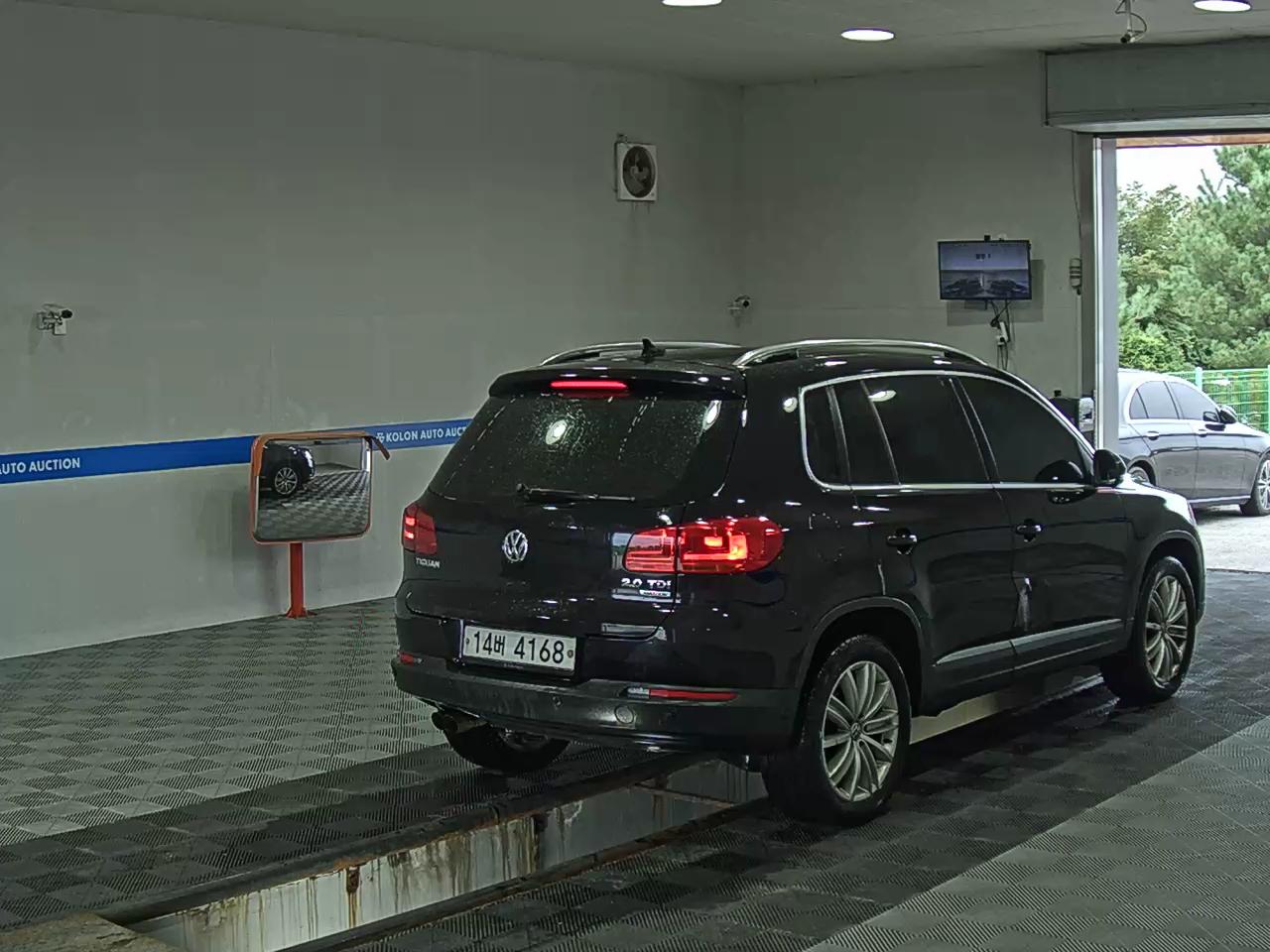 فولكس فاجن تيجوان 2.0 TDI Bluemotion بريميوم 2013 بريميوم