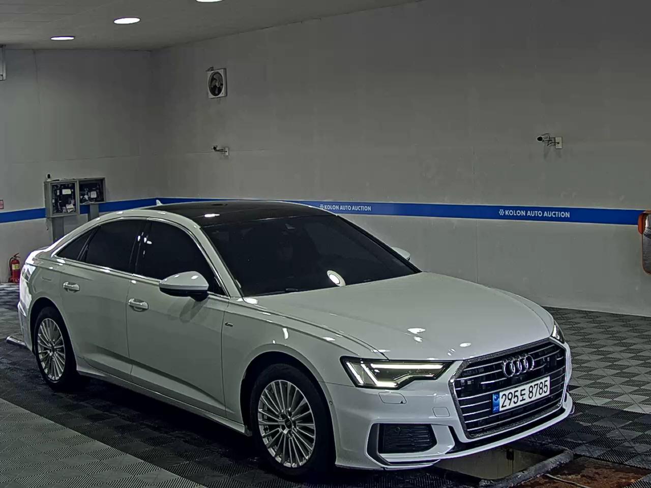 أودي إيه 6 (5Th Gen) 45 Tfsi بريميوم 2021 بريميوم
