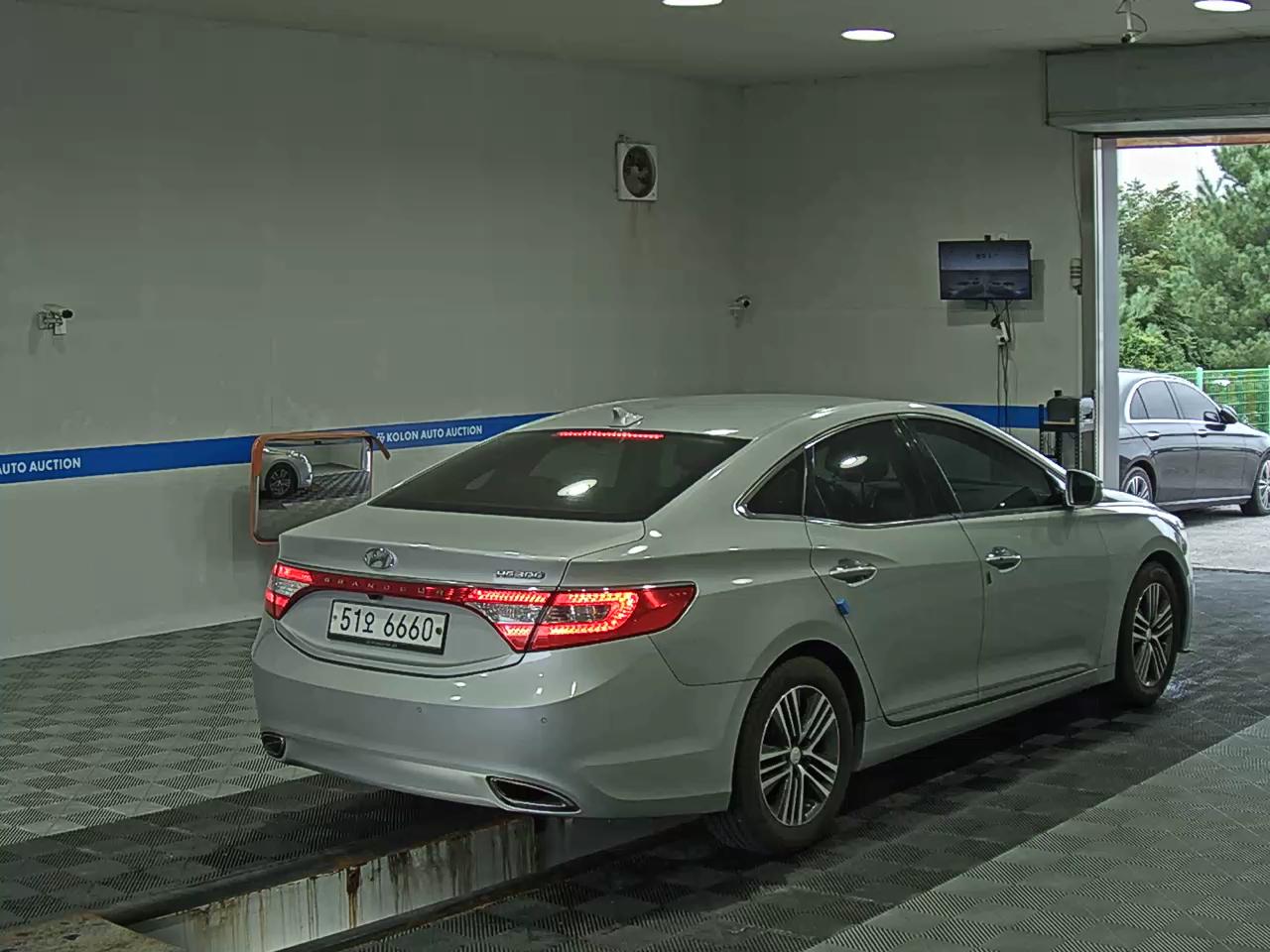 هيونداي جرانديور 2014 MODERN