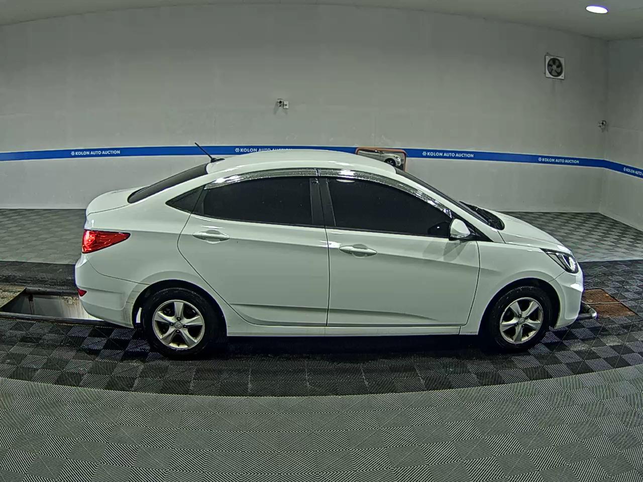 هيونداي جديد أكسنت 1.6 VGT مودرن 2014 MODERN