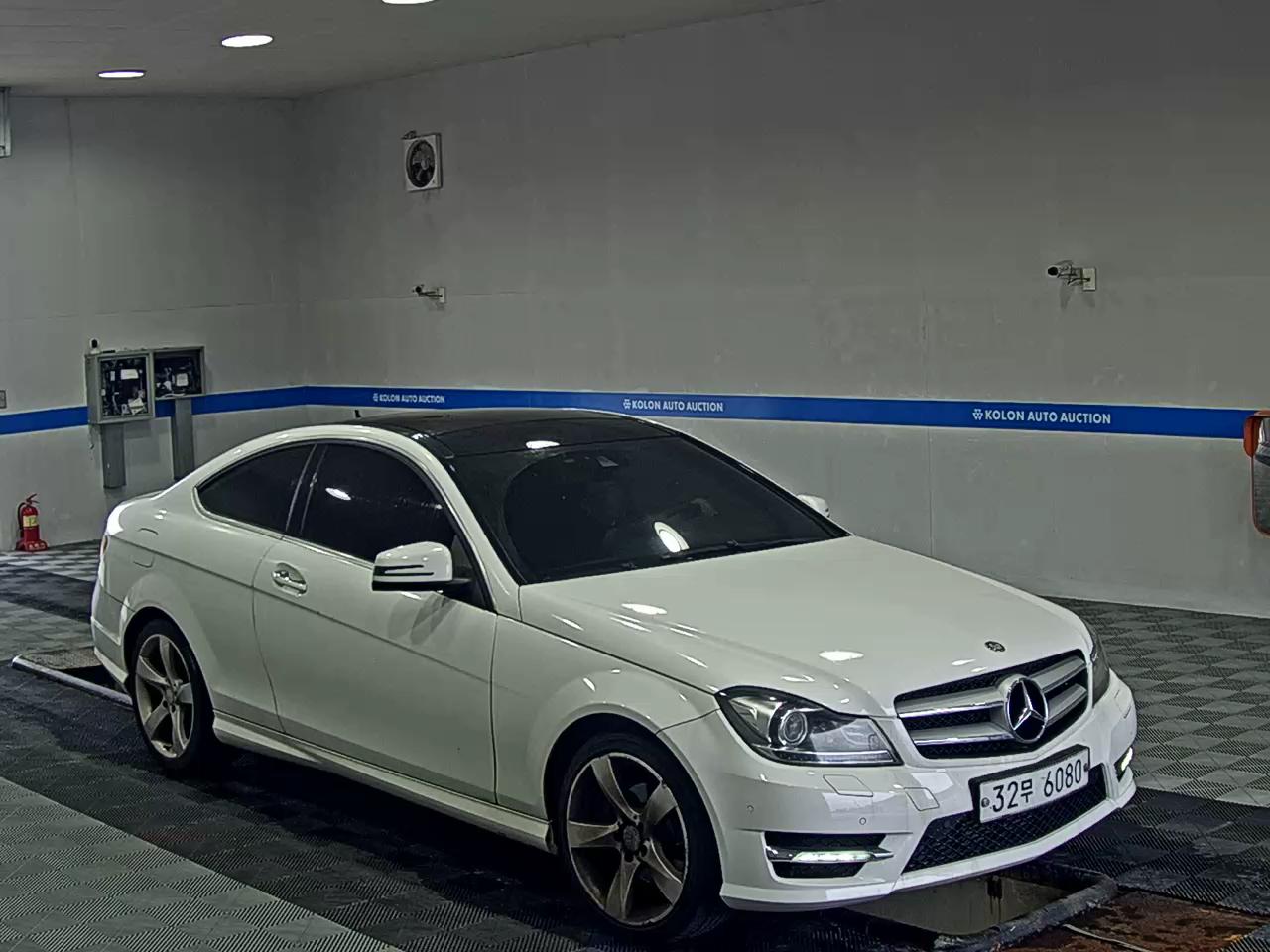 مرسيدس بنز C Class (3Rd Gen) كوبيه C220 Cdi 2013 C220