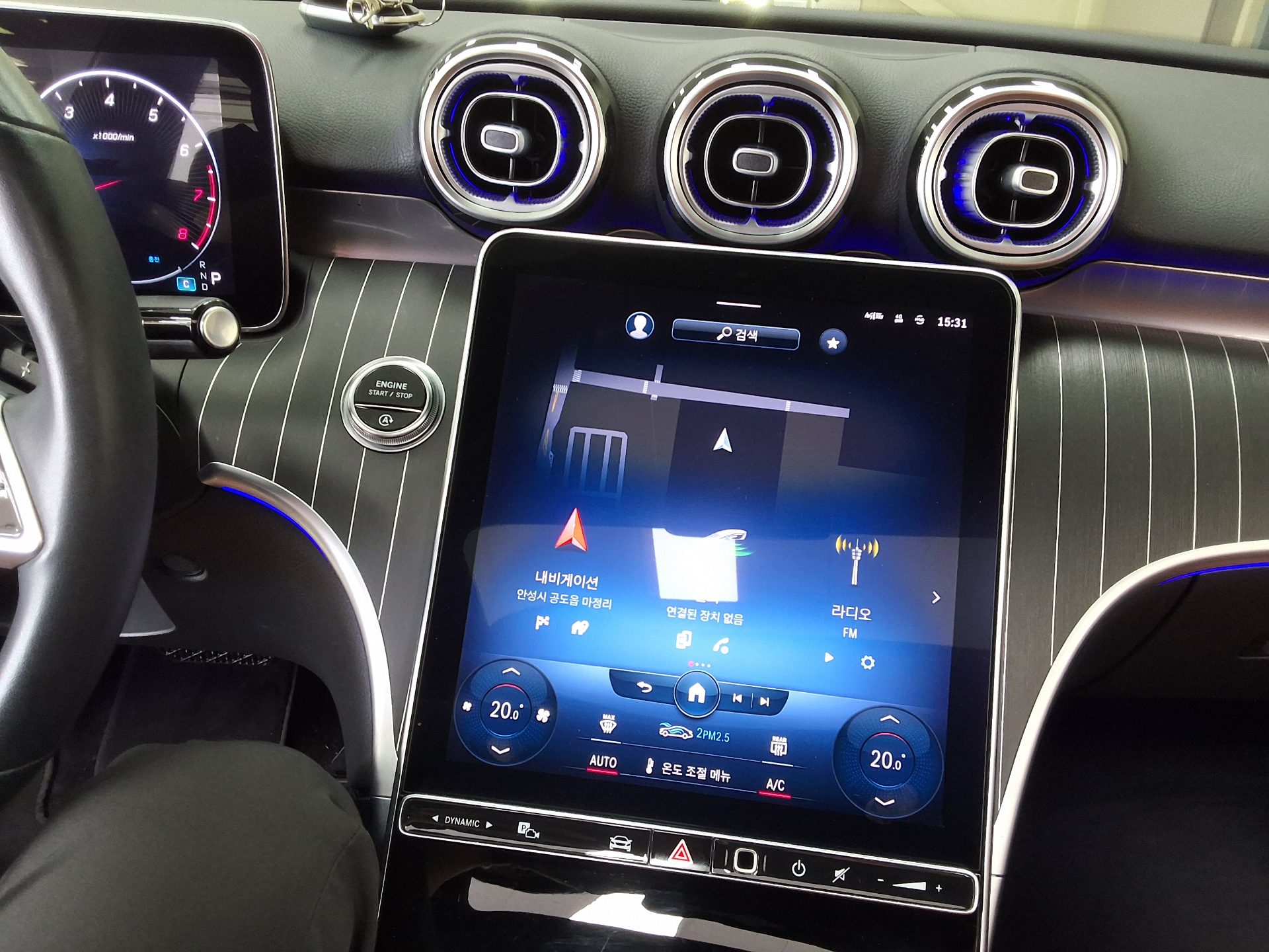 مرسيدس بنز C Class (5Th Gen) C200 فورماتيك Avantgarde 2022 4MATIC