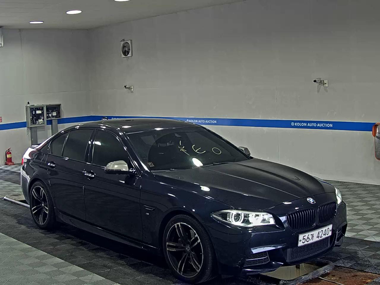 بي إم دبليو 5 Series (6Th Gen) M550D إكس درايف 2014 M550d