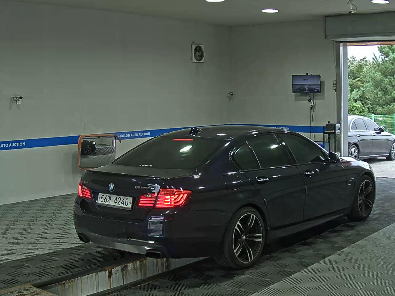بي إم دبليو 5 Series (6Th Gen) M550D إكس درايف 2014 M550d